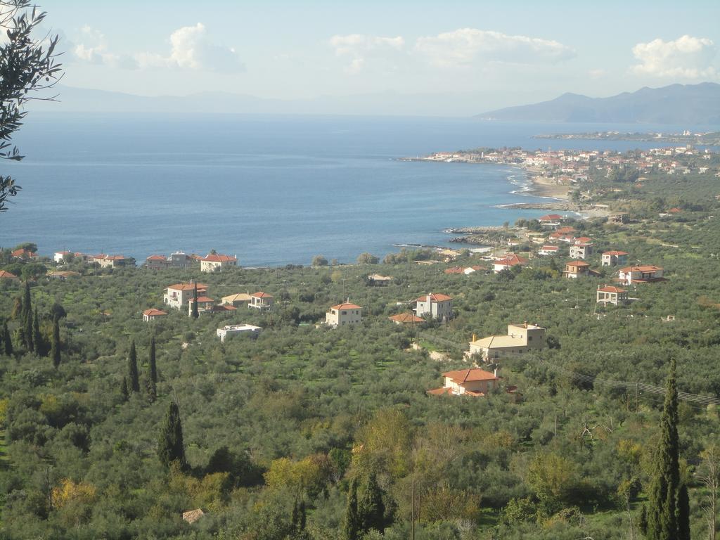 Pefnos * Agios Nikolaos (Mani)