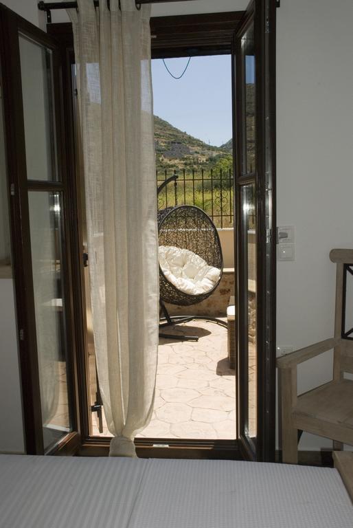 Elezar Apartment Neo Oitilo