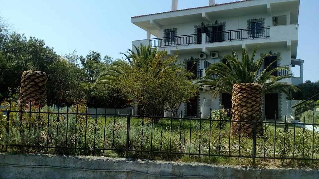 Alexandros Apartment Nea Poteidaia