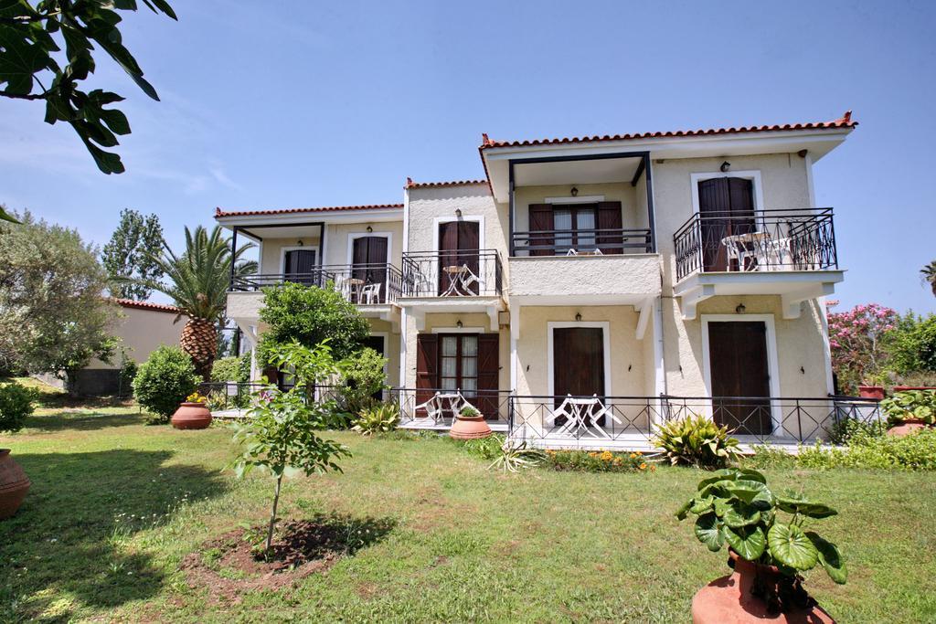 Hotel Pela Skala Kallonis