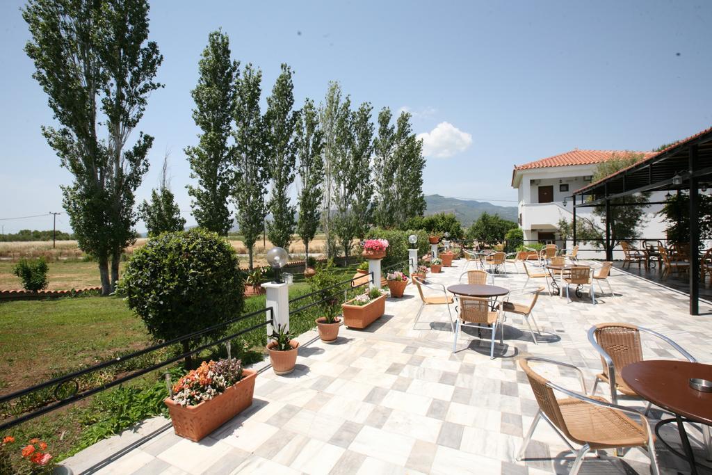 Pela Skala Kallonis