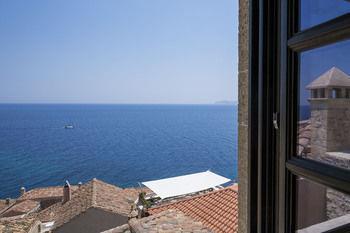 Hotel Moni Emvasis Luxury 4*