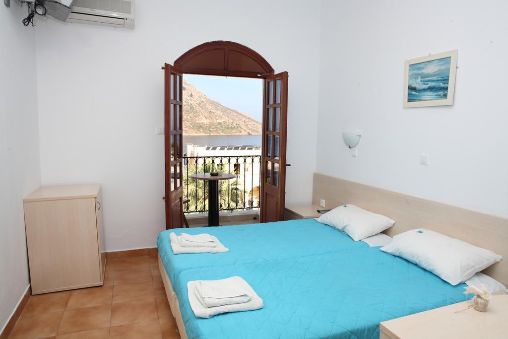 Vouros Bed & Breakfast 3*