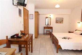 Vasilikos 3* Naxos City