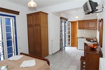 Vasilikos Aparthotel Naxos City