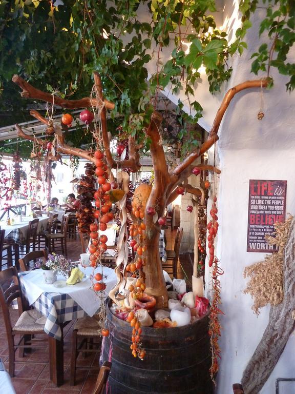 Mithos Agia Marina (Crete)
