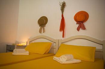 Summer Bed Apartment