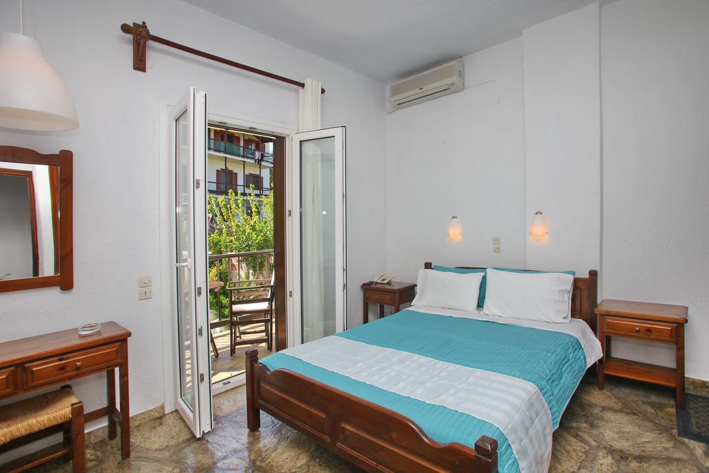 Anelli 2* Skopelos Town