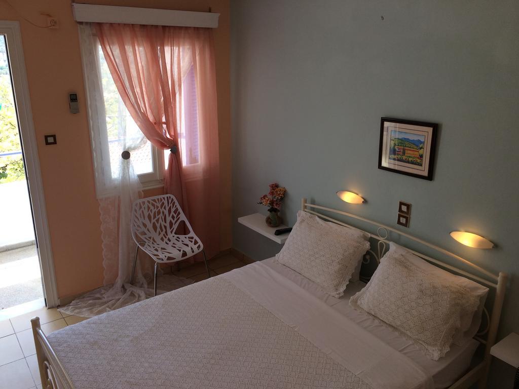 Isidora Agia Marina (Aegina)