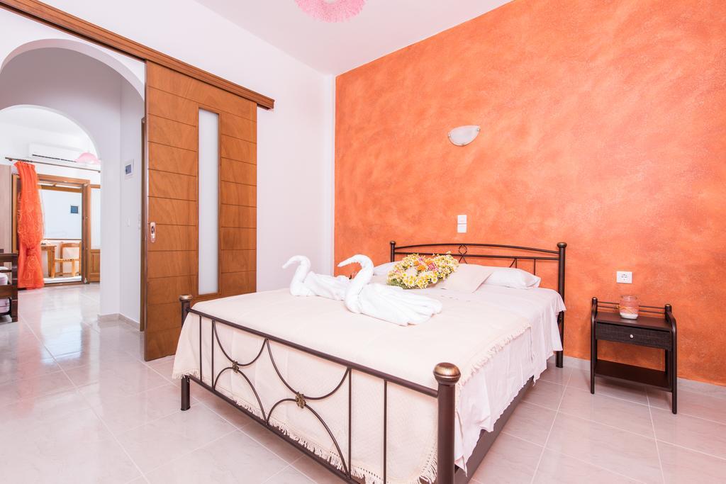 Voula Aparthotel