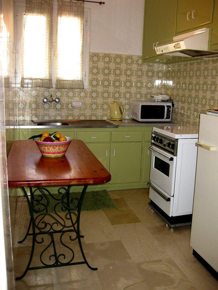 Danae Apartment Agios Gordios (Corfu)