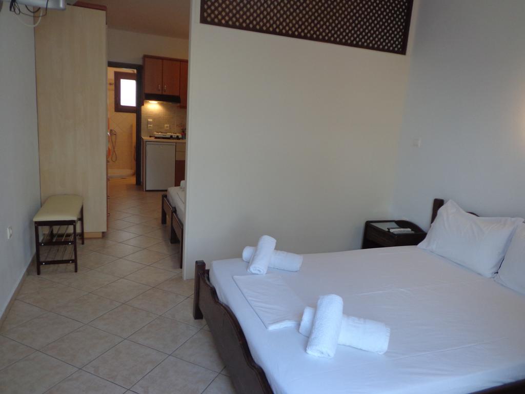 Aparthotel Eleana Skyros