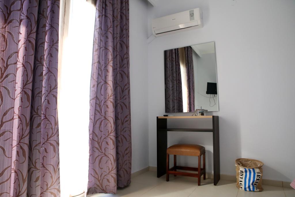 Vari Beach Hotel Hotel 2*