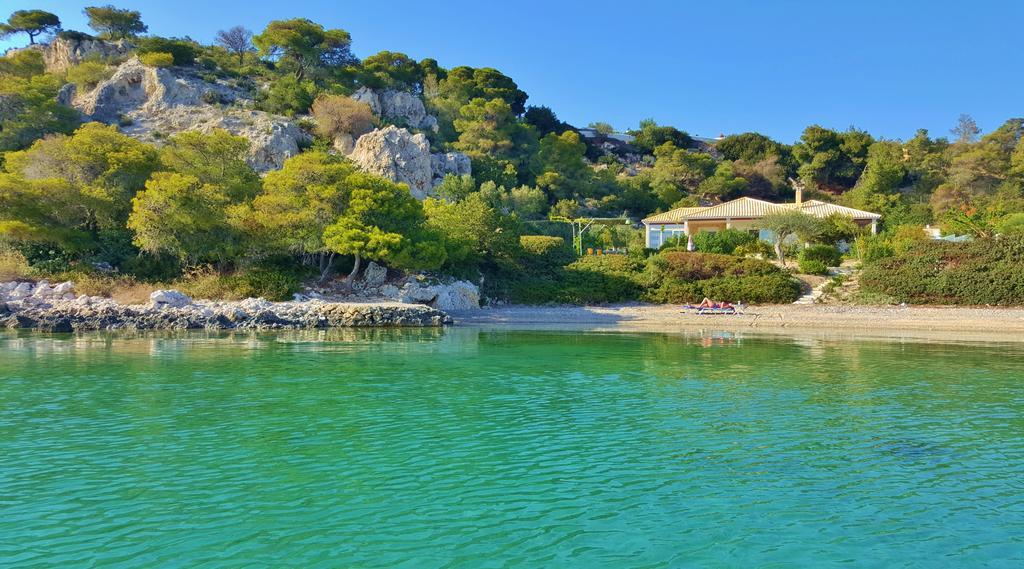 Villa Oikonomou Luxury Vouliagmeni Lake
