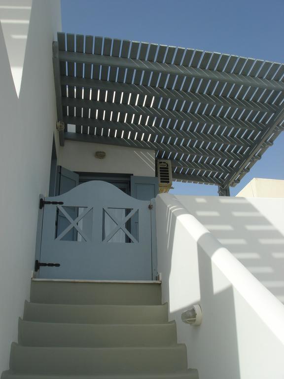 Aelia Santorini Vothon