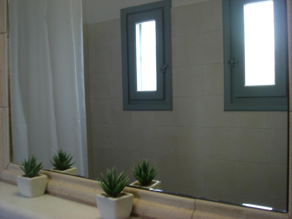 Aelia Santorini Villa *