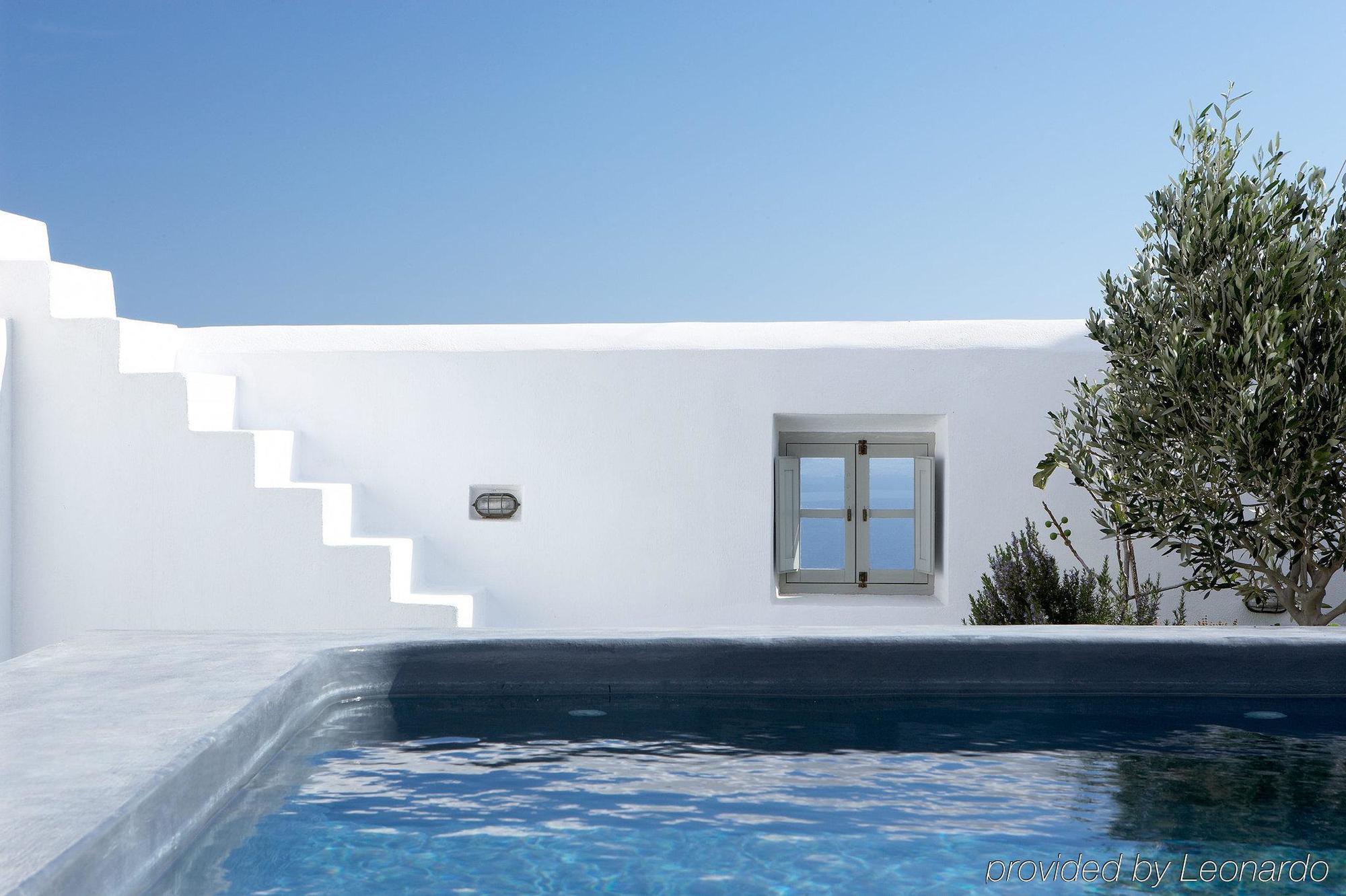 Villa Fabrica Santorini Pyrgos Kallistis