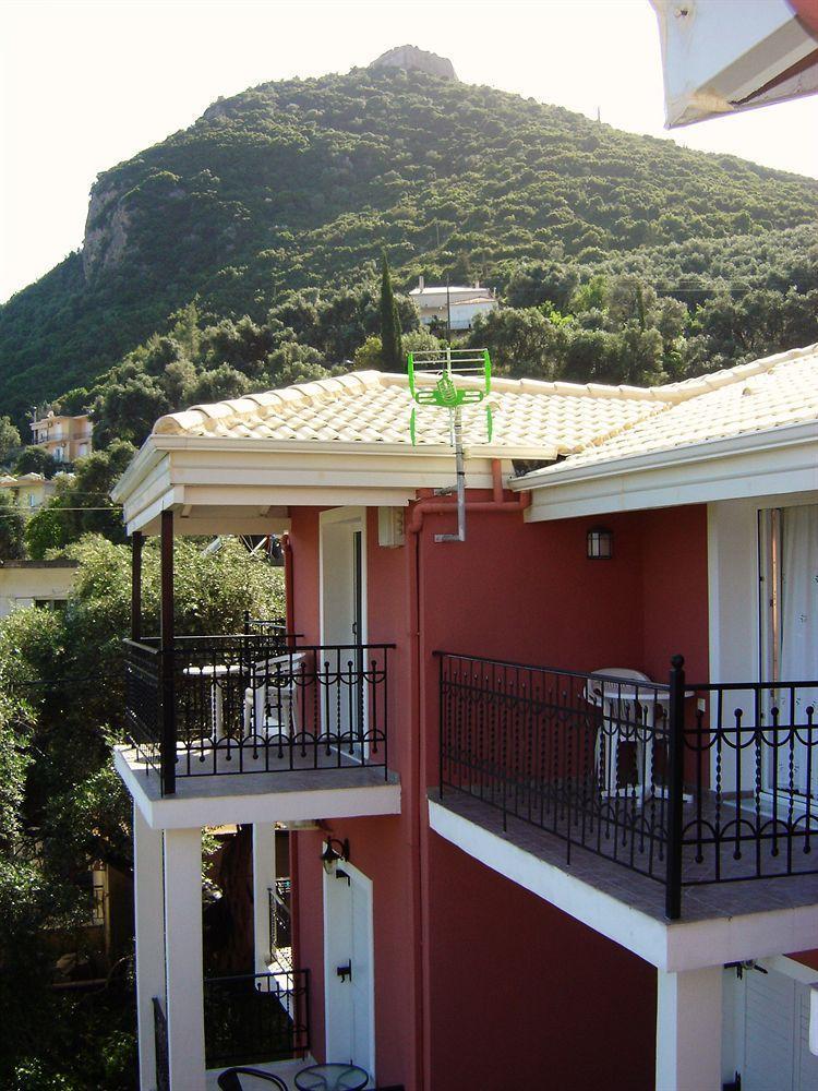 Guest house Vassilis 2*