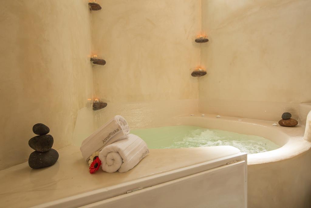 Villa Nest With Hot Tub, Hammam & Outdoor Cinema Akrotiri (Santorini)