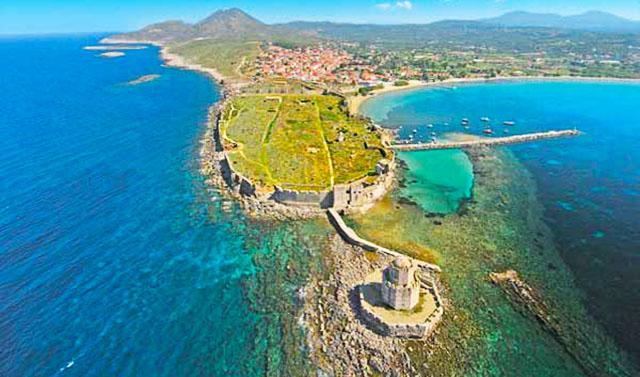 Aparthotel Finiki Plaza 3*