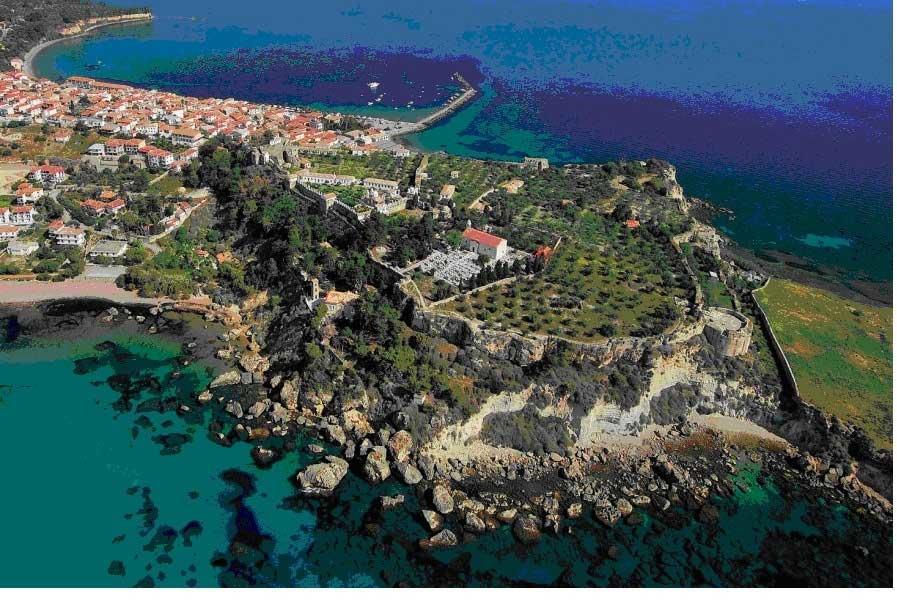 Finiki Plaza Aparthotel Methoni (Messenia)