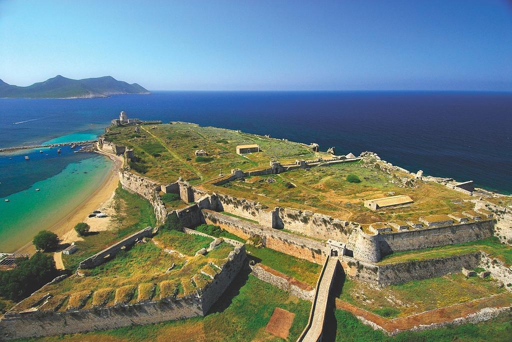Finiki Plaza Methoni (Messenia)