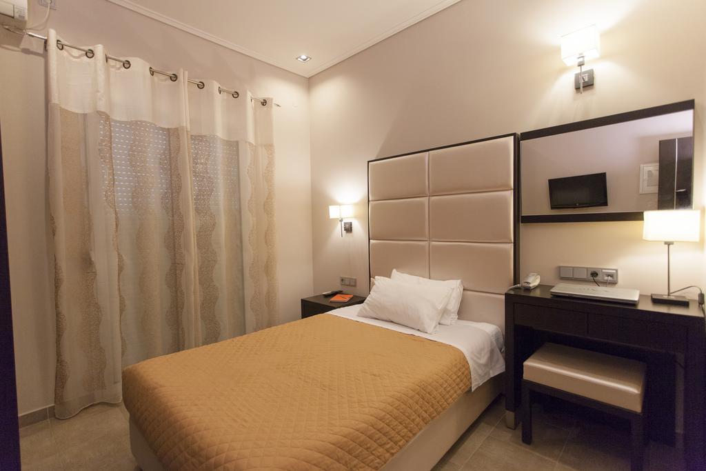 Aheron Hotel
