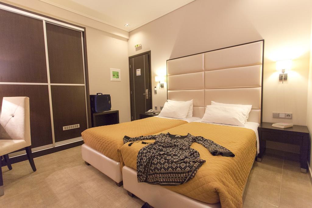 Aheron Hotel