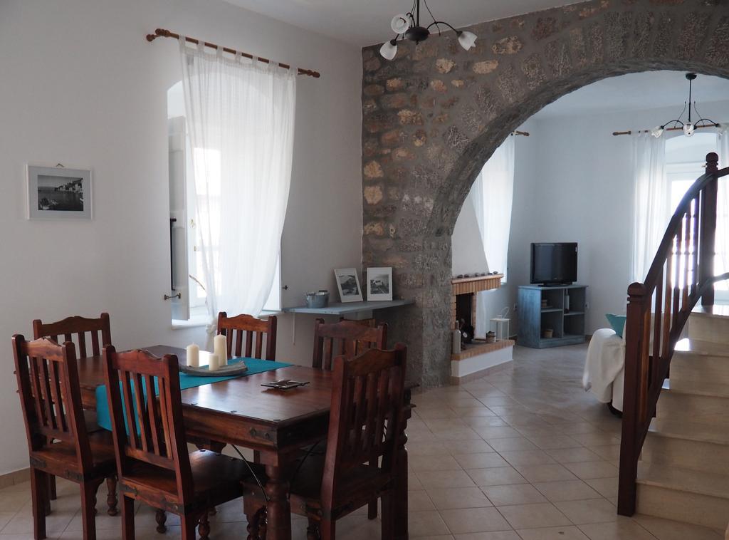 Holiday home Anassa Traditional Stone House *