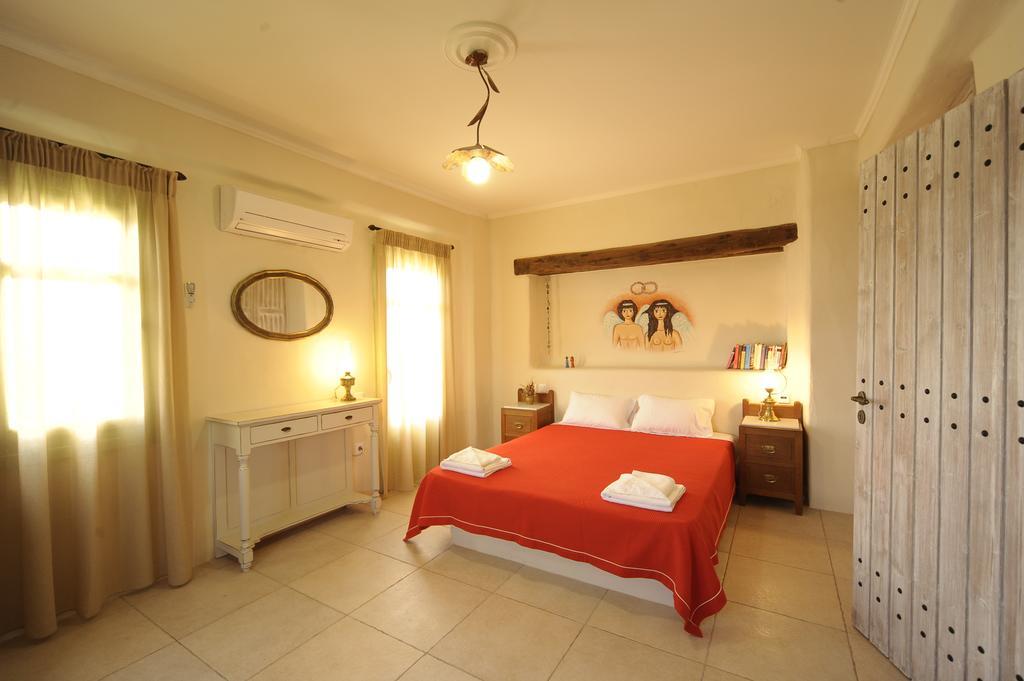 Thimonies Villas Villa Roussospition