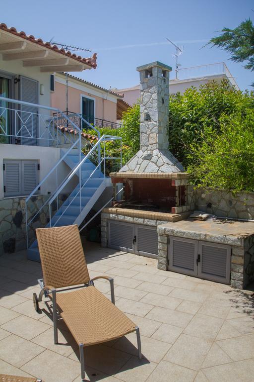 Villa Corinthian *