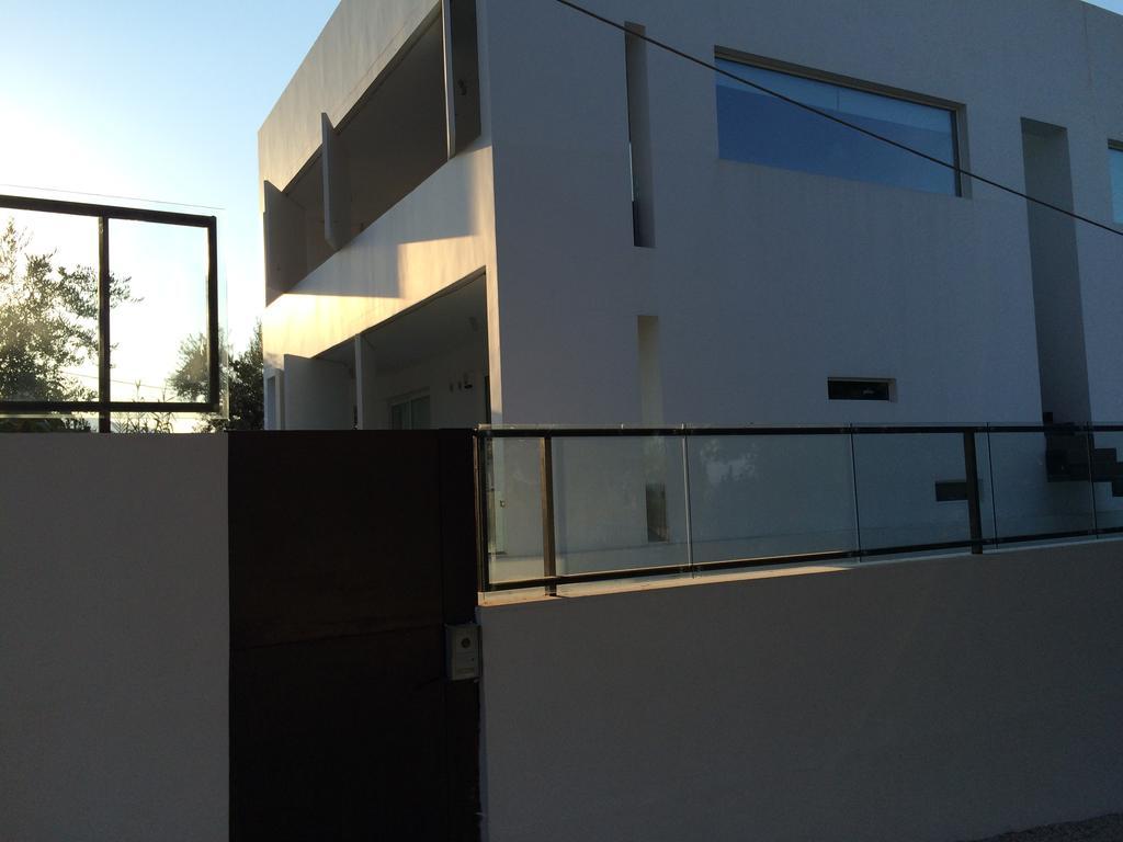 Apartment Infinity White Complex By Gk