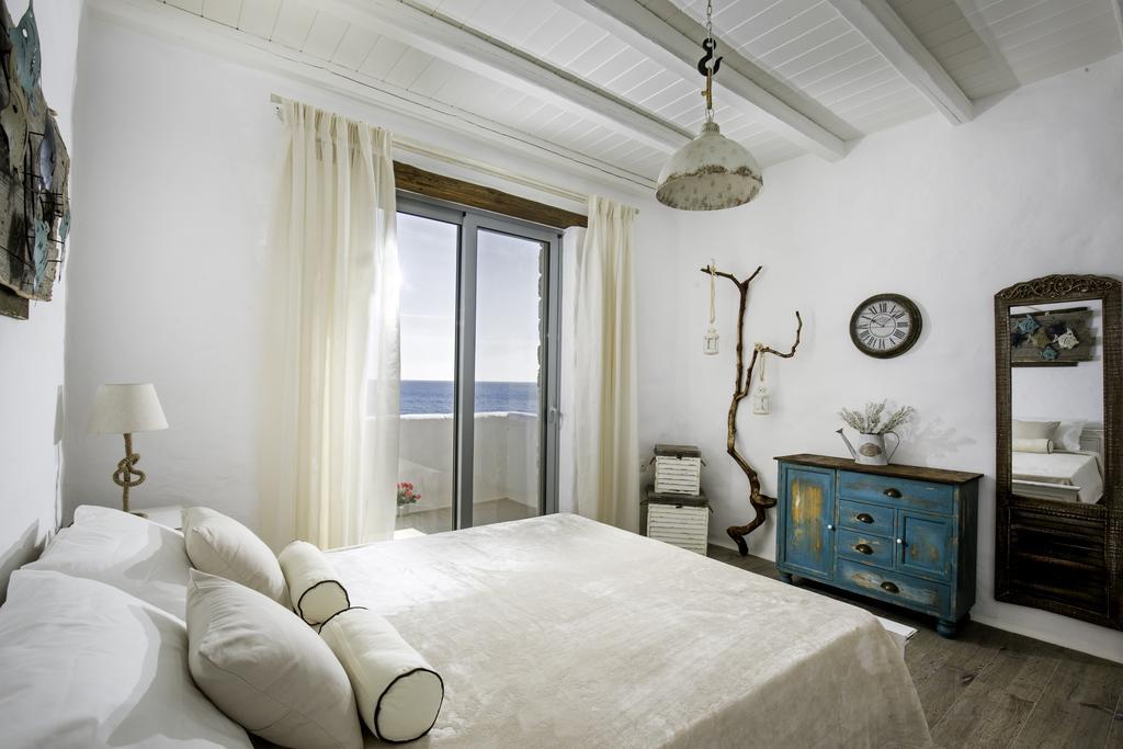 Villa Axiotheaton Villas *
