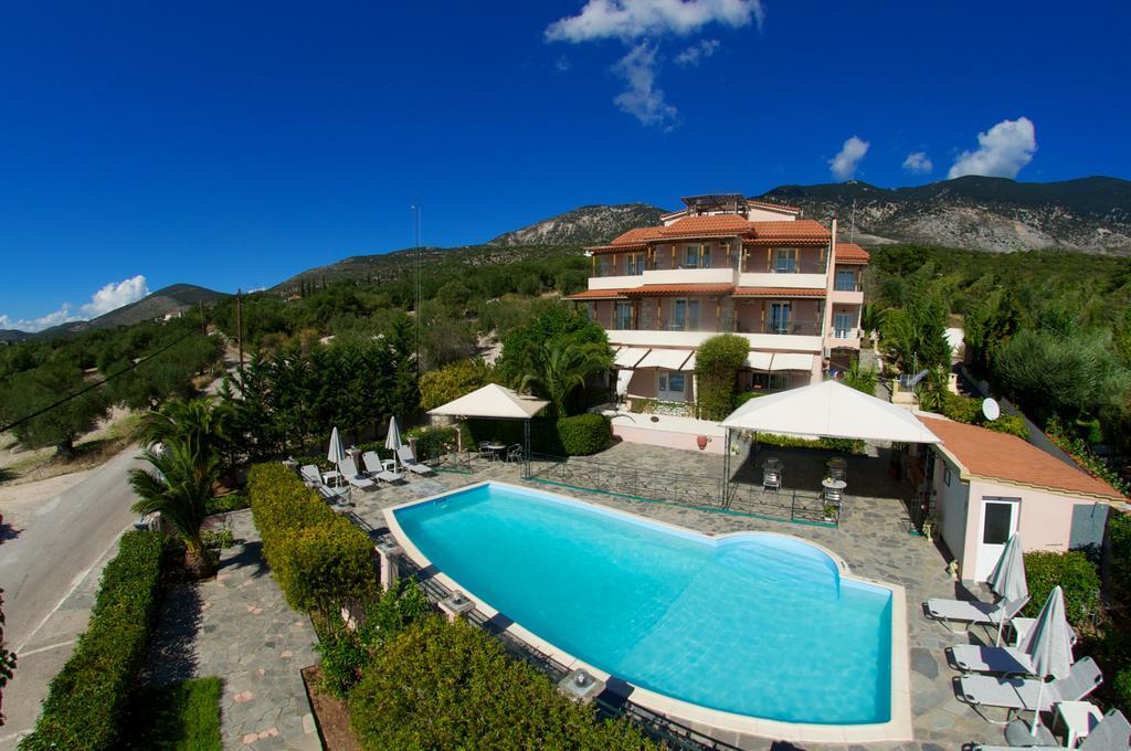 Nostos Aparthotel