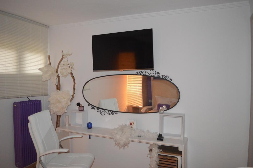 Penelope Bungalow Luxury Near To Airport Holiday home