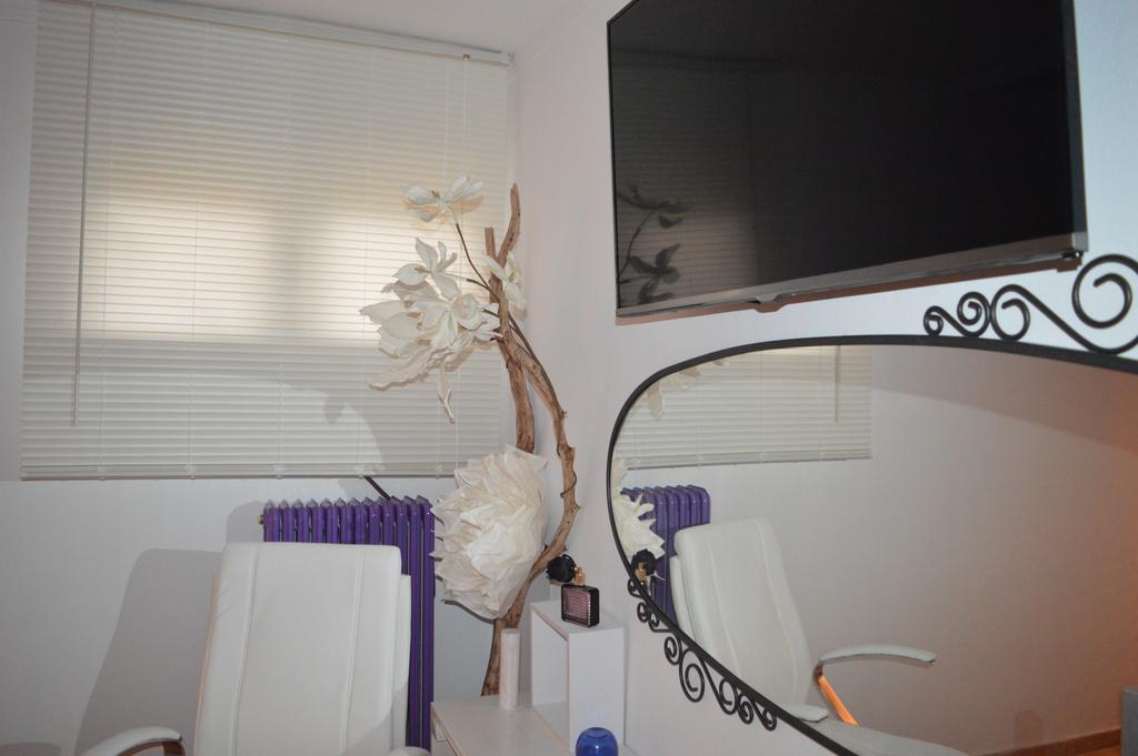Penelope Bungalow Luxury Near To Airport