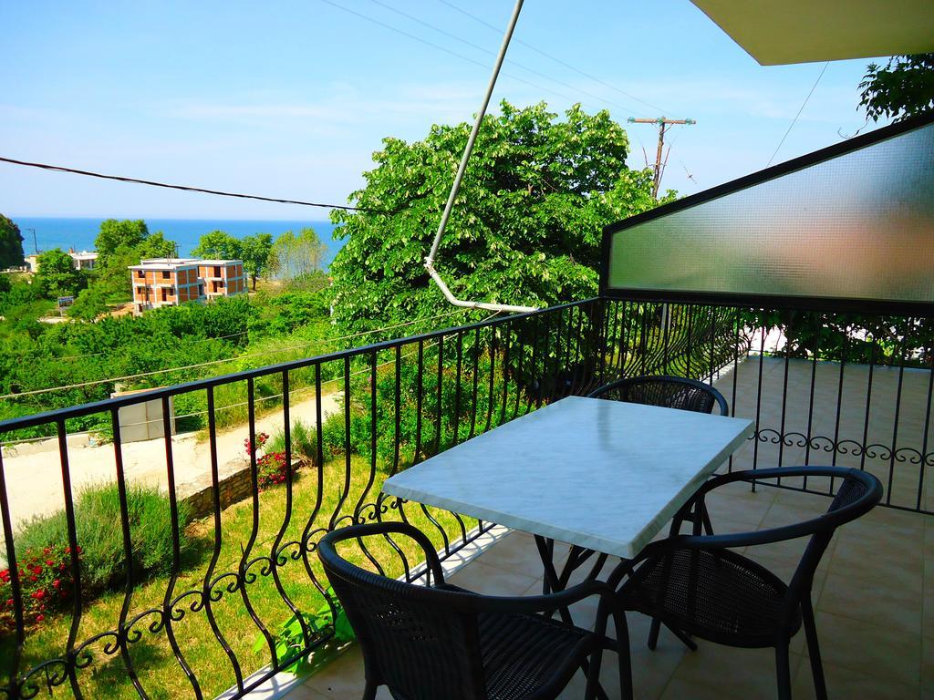 Kandilari Apartment Kokkino Nero