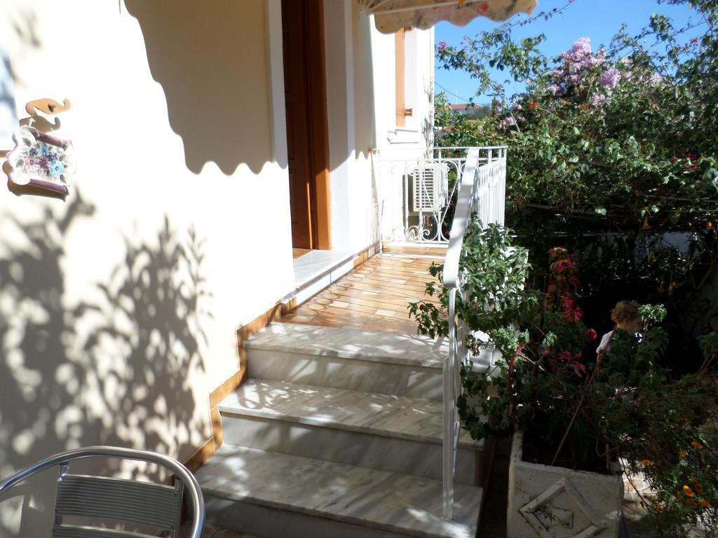 Nitsa Guest house
