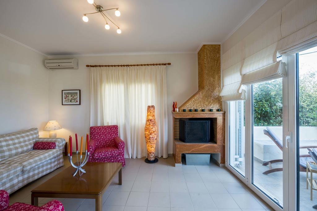House * Artemida (Attica)