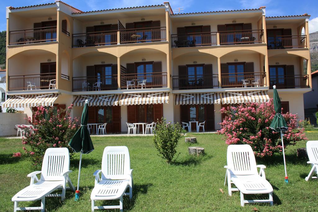 Apartment To Kyma Koinira