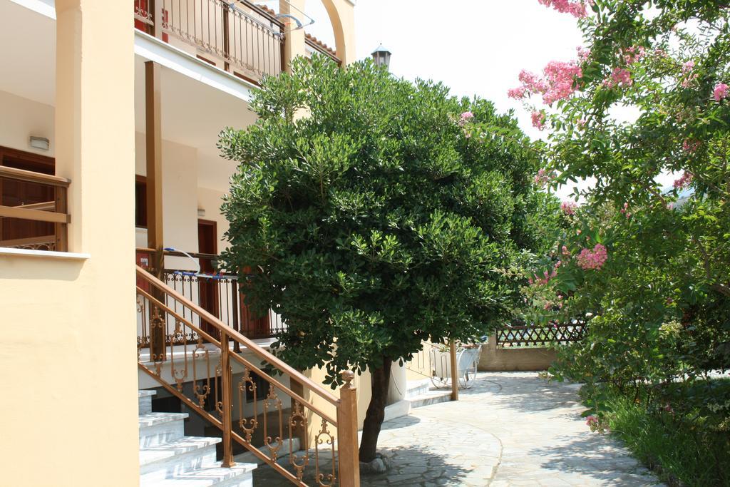 Apartment To Kyma