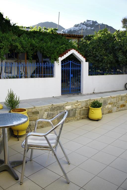 Alisachni * Livadi (Serifos)