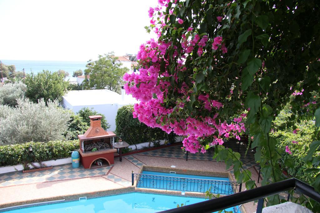 Aparthotel Mary Marathokampos