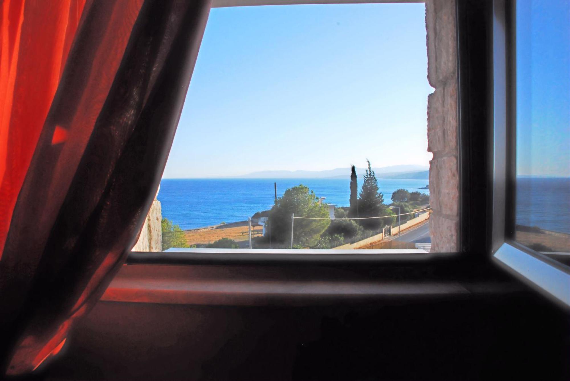 Villa Costamare - Enjoy Lazy Days On The Private Pool-Jacuzzi Villa *