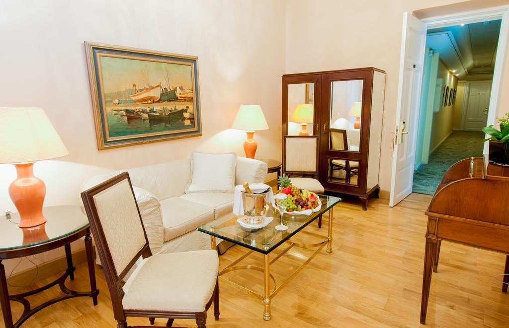 Pentelikon Hotel Kifisia