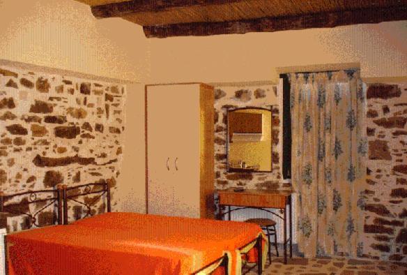 Fabrika Apartment Volissos