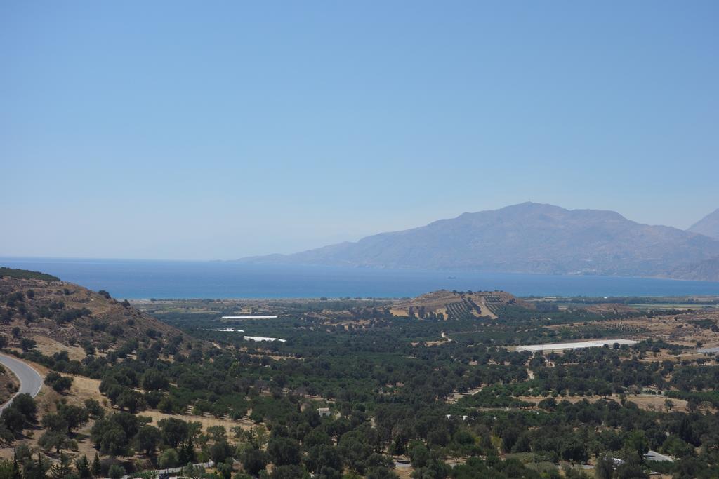Panoramakamil * Kamilari