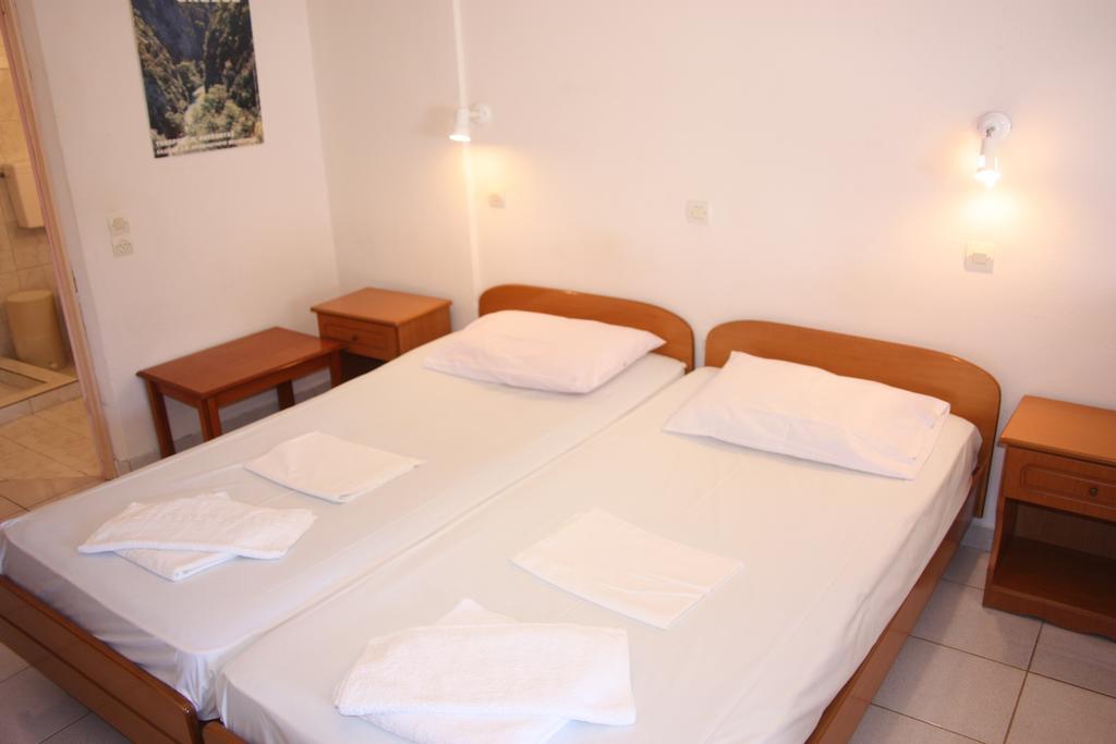Ombretta Parga * Parga