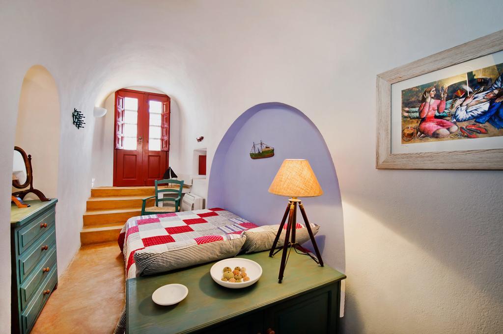 3arches By Thireon Oia (Santorini)