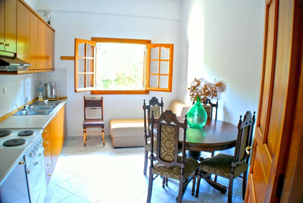 Efi Apartment *